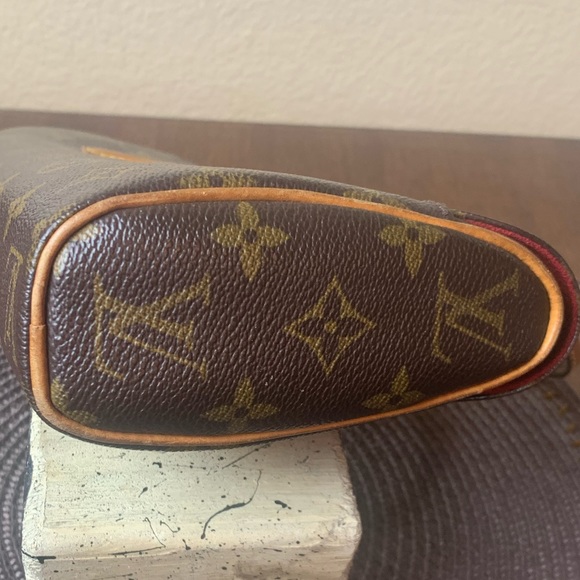 💋Authentic💋Louis Vuitton Sonatine Handbag - Picture 9 of 13